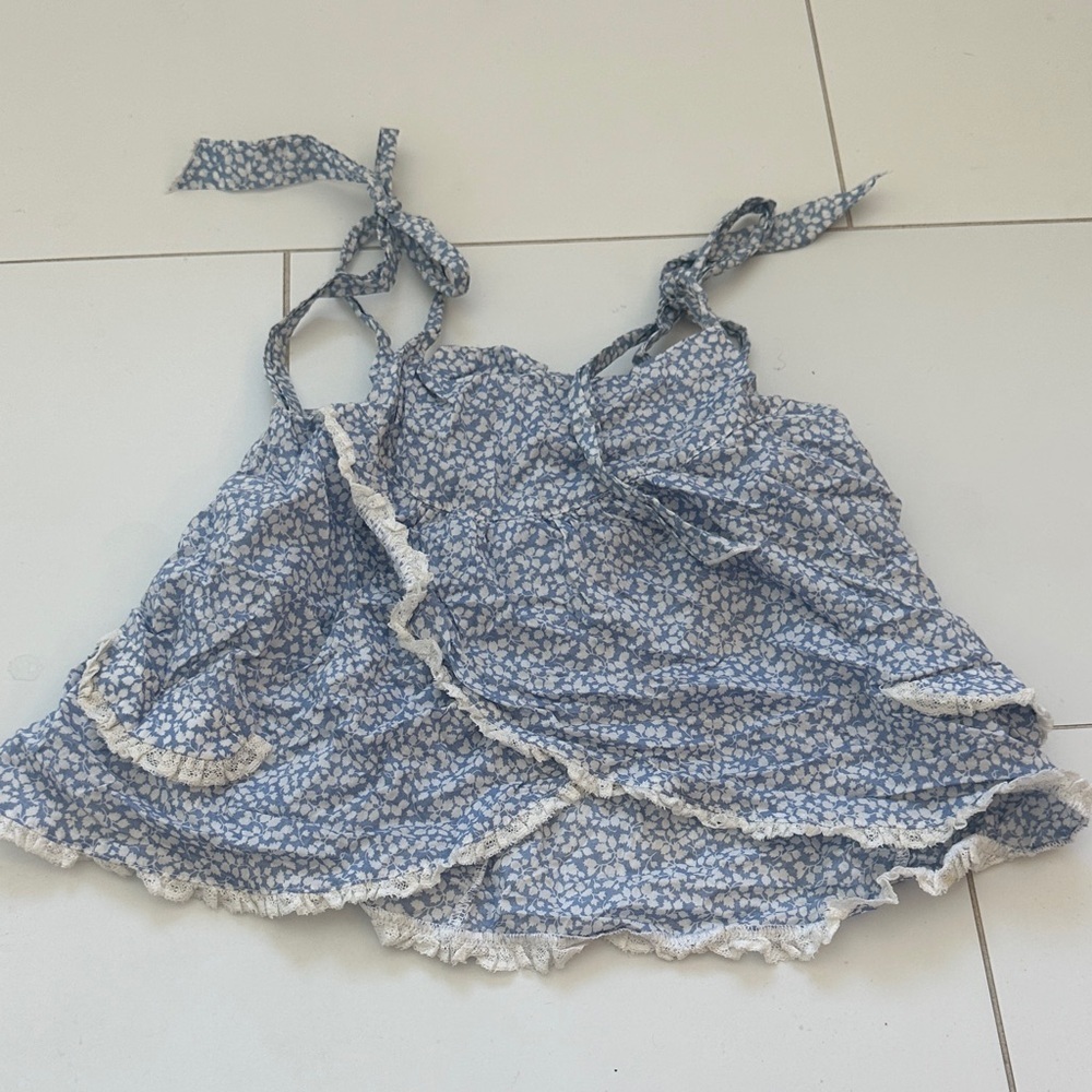 Beige baby blue Floral Blue Girls Top 8 tie sleeves
